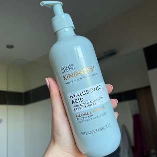 Baylis & Harding Kindness+ Hydratační sprchový gel s kyselinou hyaluronovou, 500ml