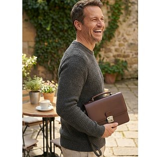 Hnědá pánská kožená dokladová etue s držadlem 611-2411A-40